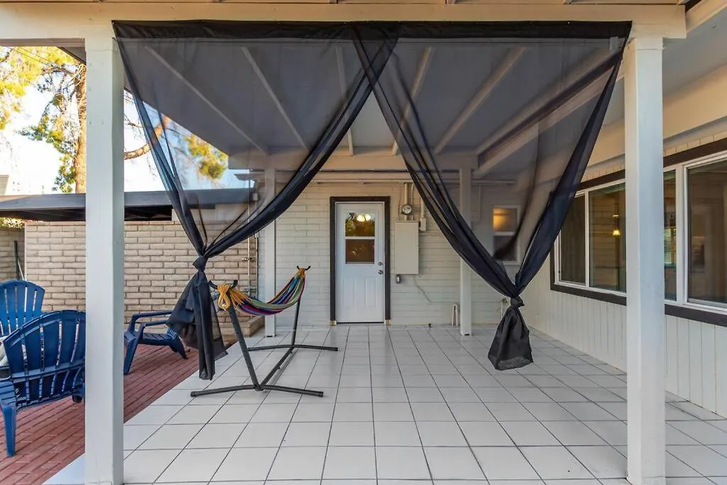 New Stylish Midtown With One Bedroom Phoenix 0*,  United States