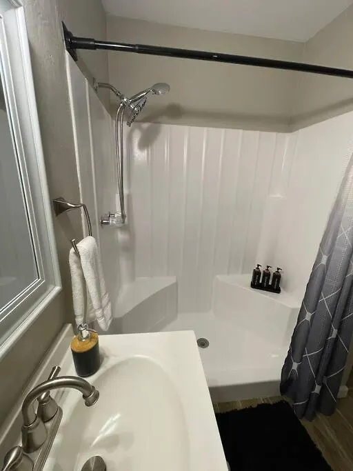 New Stylish Midtown With One Bedroom Phoenix